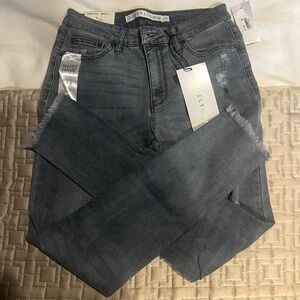 Tinseltown Mid Rise Skinny 5/27 Blue Jeans Brand New With Tags